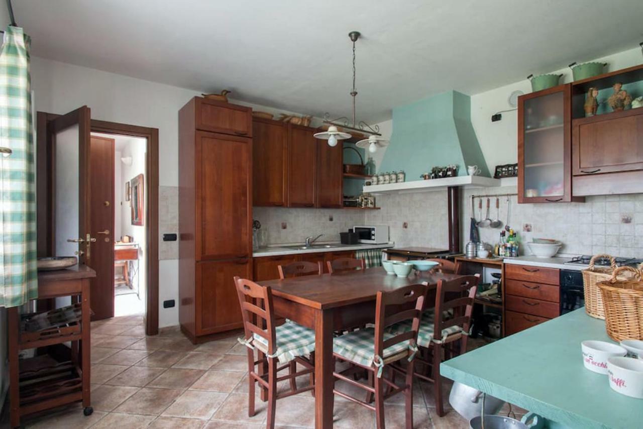 Casa Vacanze Il Noce Sovere Bagian luar foto