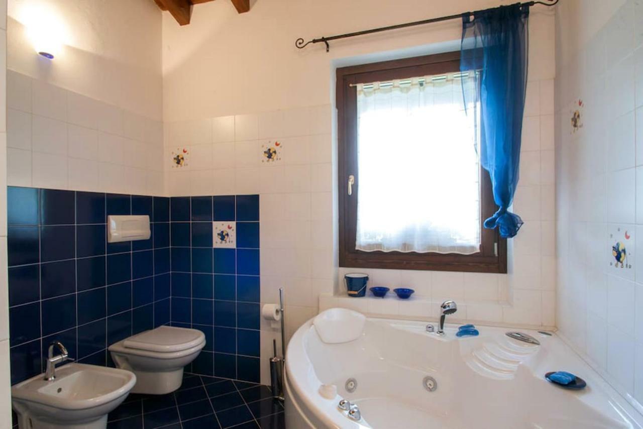 Casa Vacanze Il Noce Sovere Bagian luar foto